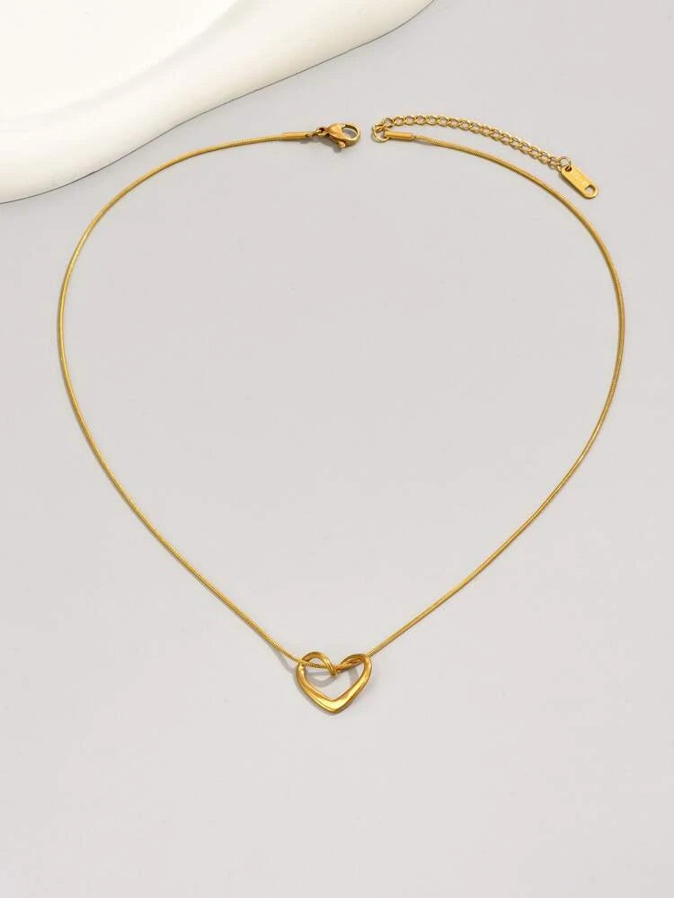 Minimalist Heart Design Necklace