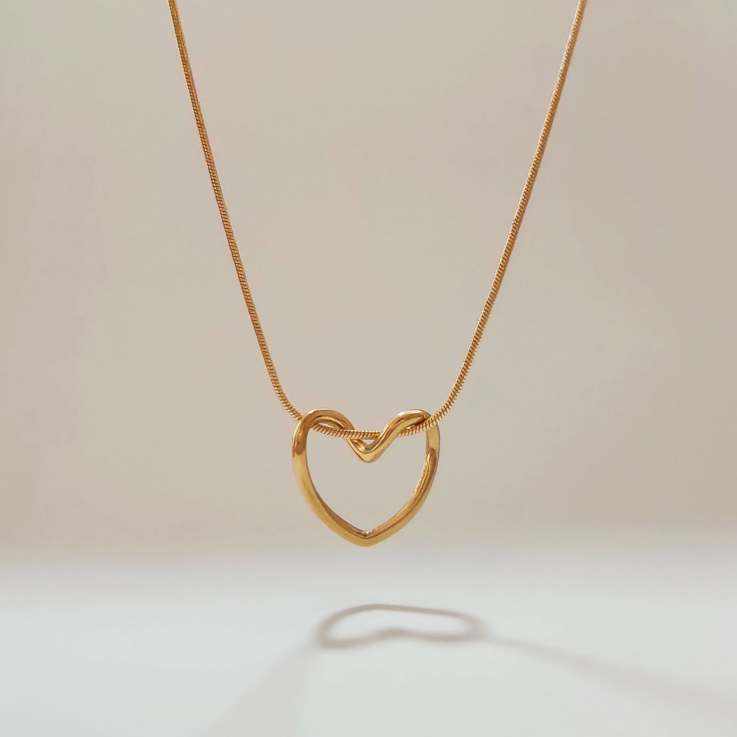 Minimalist Heart Design Necklace